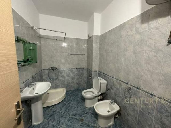 Tirane, shitet apartament 2+1+BLK Kati 3, 86 m² 135.000 Euro (Kodra e Diellit)