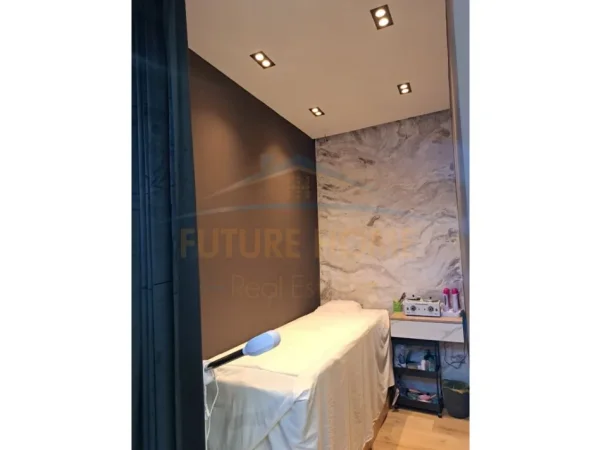 Tirane, jap me qera Qera, Qender Estetike E Kompletuar, Rruga Xhanfize Keko 700 €