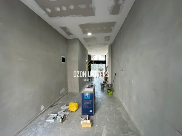 Tirane, jepet me qera ambjent biznesi Kati 1, 40 m² 400 € (River Residence, Astir)