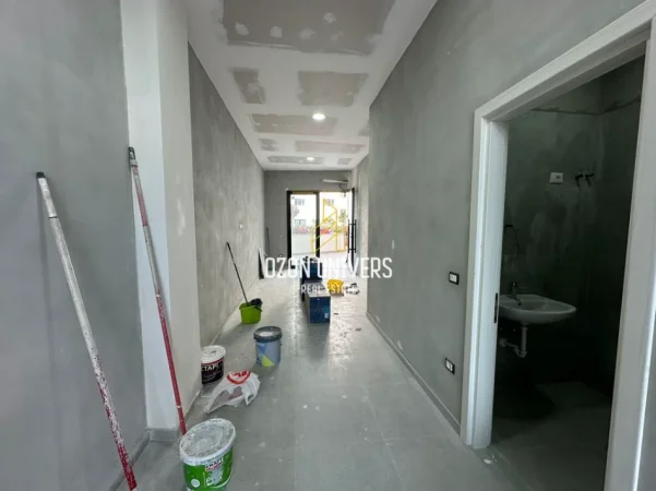 Tirane, jepet me qera ambjent biznesi Kati 1, 40 m² 400 € (River Residence, Astir)
