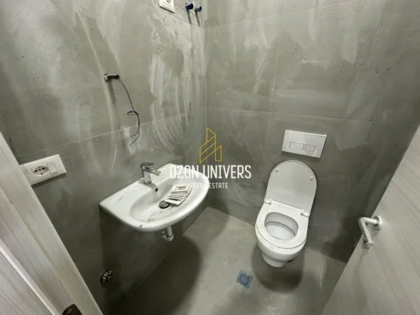 Tirane, jepet me qera ambjent biznesi Kati 1, 40 m² 400 € (River Residence, Astir)