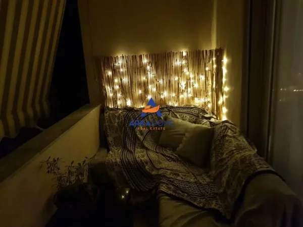 Tirane, jepet me qera apartament 1+1+Ballkon Kati 3, 78 m² 850 € 