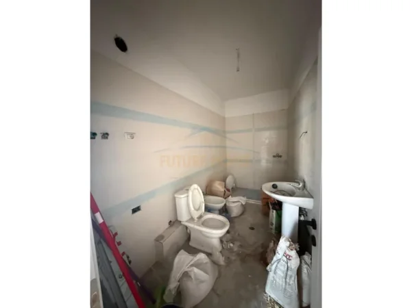 Tirane, shitet apartament 3+1+Ballkon Kati 7, 125 m² 210.000 € (Unaza e re)