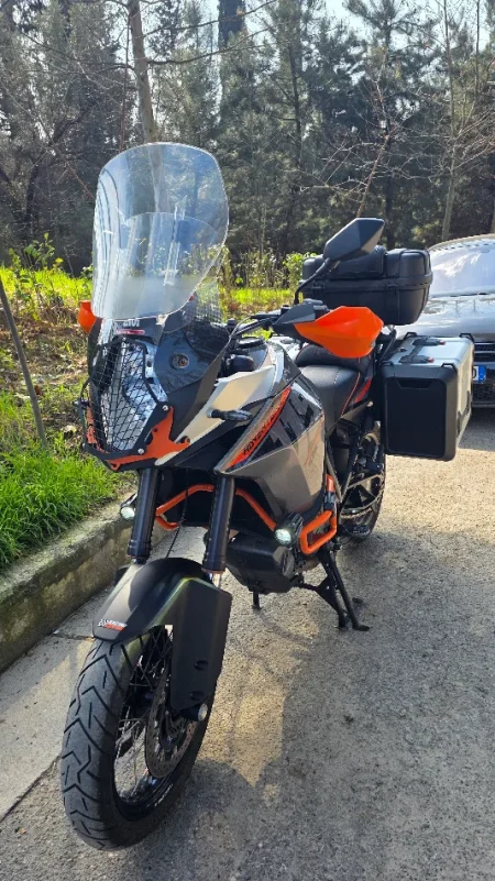 Tirane, shes Tourer KTM 1190 Adventure 2016 ABS , gri metalizato 31.000 km 11.000 €