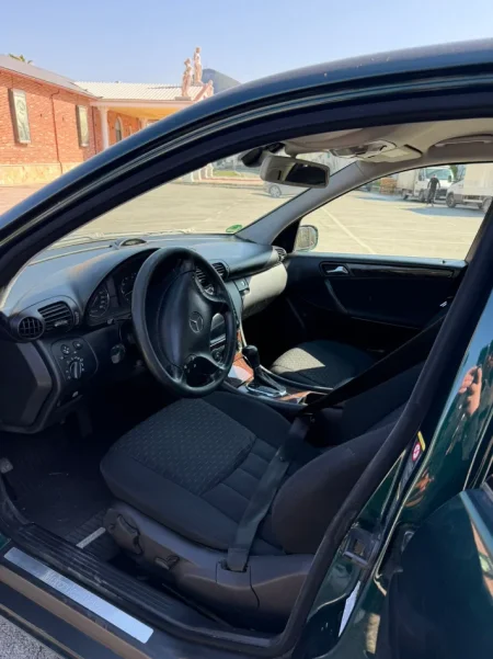 Elbasan, shes makine | veture Benzin+Gaz, ulliri automatik Kondicioner 21.700 km 6.000 €