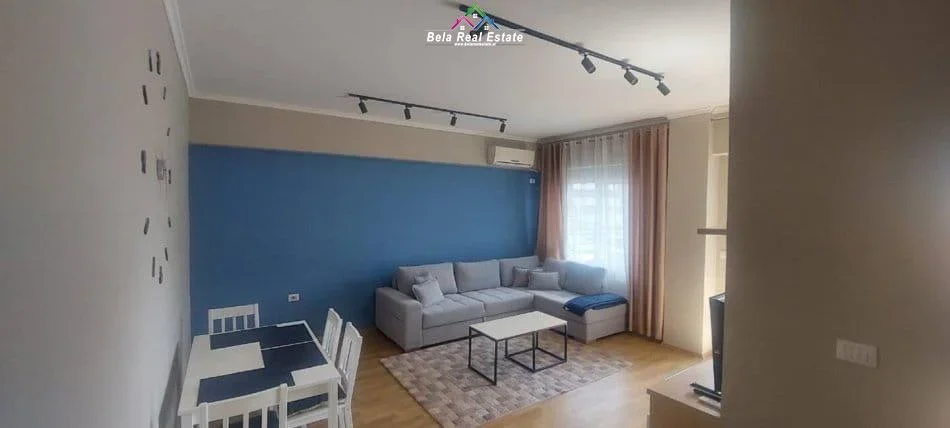 Tirane, jepet me qera apartament 1+1 Kati 4, 65 m² 620 € (Selvia)