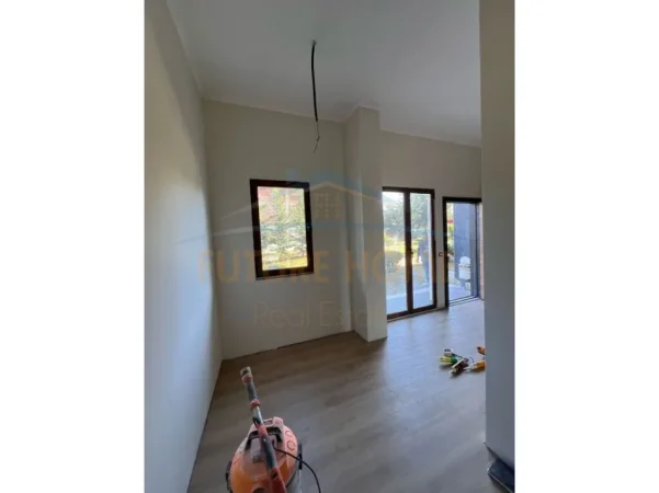 Tirane, shitet apartament 2+1 Kati 1, 109 m² 136.250 € (Rruga e Dajtit, Fresk Tirane)