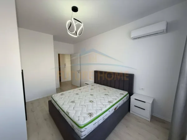 Tirane, jepet me qera apartament 1+1 Kati 2, 60 m² 420 € (Univers City)