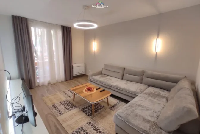 Tirane, jepet me qera apartament 1+1 Kati 2, 65 m² 700 € (21 dhjetori)