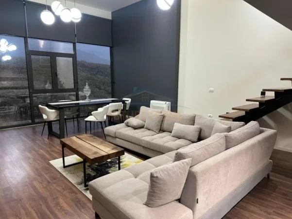 Tirane, shitet apartament duplex Dublex Kati 0, 115 m² 170.000 € (Fresk siper Hotel Imperium.)