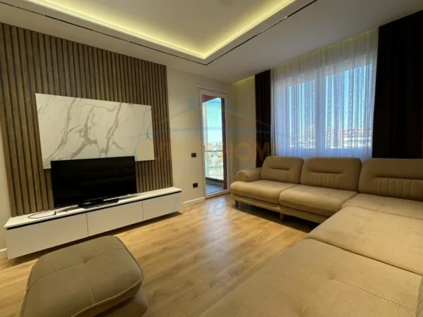Tirane, jepet me qera apartament 2+1 Kati 4, 108 m² 625 € (Kompleksin HALLACI 1.)