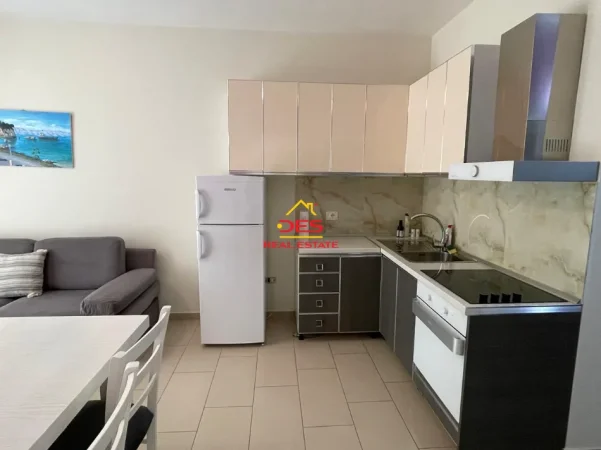 Vlore, shitet apartament 2+1+Ballkon Kati 4, 80 m² 155.000 € (Rruga Aleksandër Moisiu)
