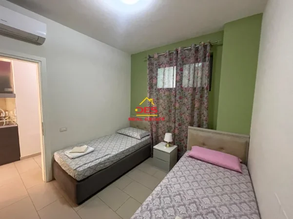 Vlore, shitet apartament 2+1+Ballkon Kati 4, 80 m² 155.000 € (Rruga Aleksandër Moisiu)