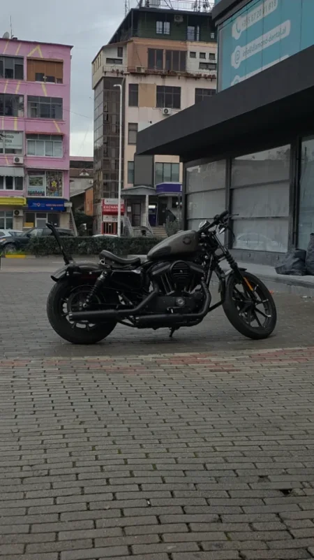 Tirane, shes Harley Davidson Sportster 883 , gri e erret 11.000 km 1 €