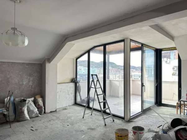 Tirane, shitet apartament duplex 2+1+Ballkon Kati 9, 178 m² 350.000 € 