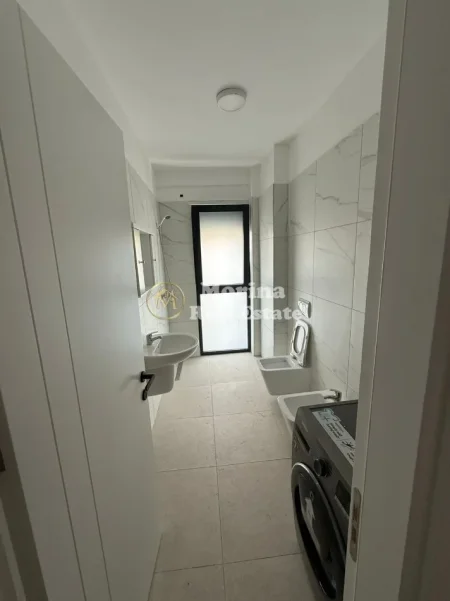 Tirane, jepet me qera apartament 1+1 Kati 2, 65 m² 550 € (Don Bosko)