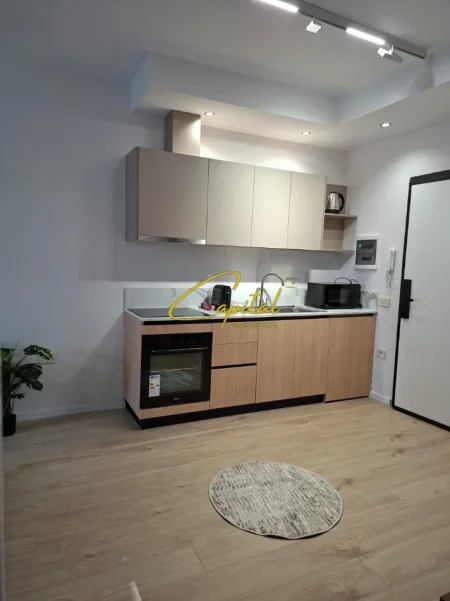 Tirane, jepet me qera apartament 1+1 Kati 3, 60 m² 900 € (MINE PEZA)