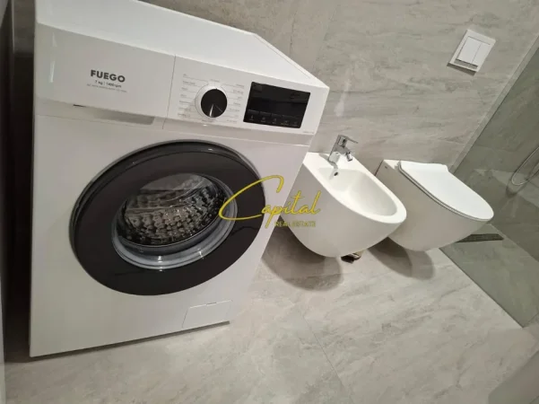 Tirane, jepet me qera apartament 1+1 Kati 3, 60 m² 900 € (MINE PEZA)