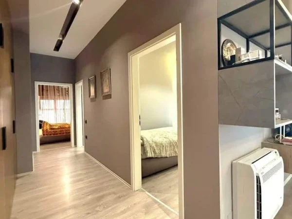 Tirane, shitet apartament 2+1 , 115 m² 185.000 € 