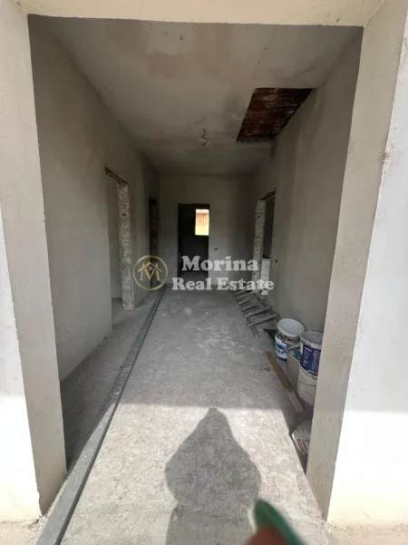 Tirane, shitet Vile 2 Katshe Kati 2, 203 m² 350.000 € (5 Maji)