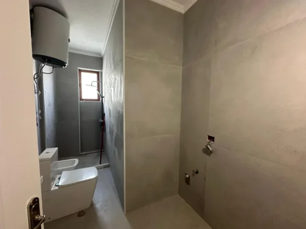 shitet apartament 1+1 Kati 5, 75 m² 85.000 € (Pranë Pelikanit, Plazh)