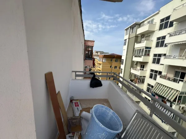 shitet apartament 1+1 Kati 5, 75 m² 85.000 € (Pranë Pelikanit, Plazh)