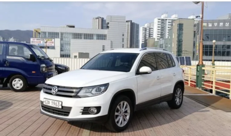 Durres, shes makine Volkswagen Nafte, e bardhë automatik Klima 110.000 km 4.215 €