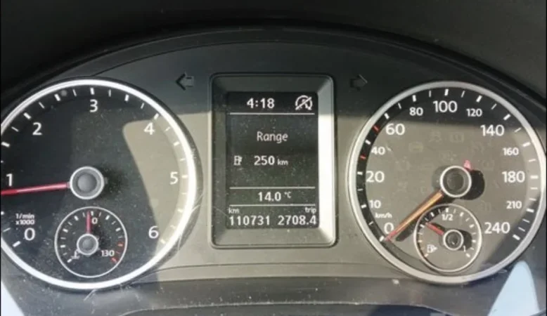 Durres, shes makine Volkswagen Nafte, e bardhë automatik Klima 110.000 km 4.215 €