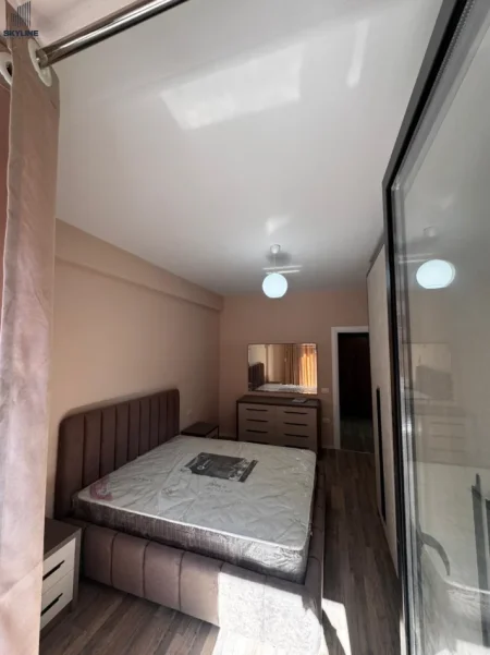 Tirane, jepet me qera apartament 1+1 Kati 2, 75 m² 480 € (Astir)