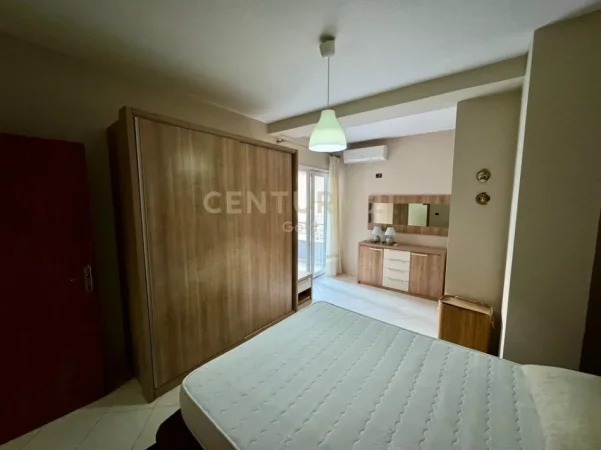 Tirane, jap me qera apartament 2+1 Kati 1, 100 m² 500 € (Kodra e Diellit)