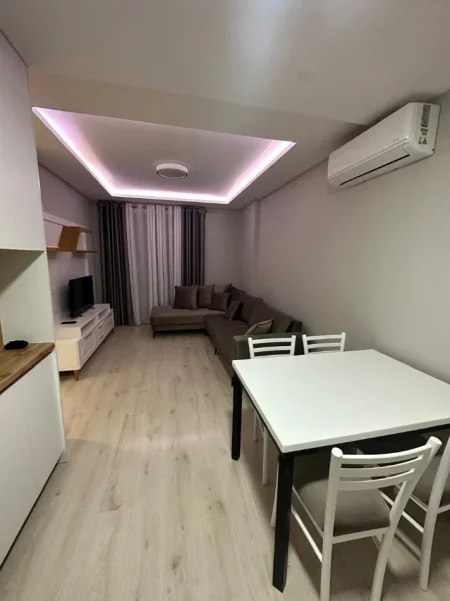 Tirane, jepet me qera apartament 2+1 Kati 7, 90 m² 700 € (FUTURE HOME REZIDENCE)