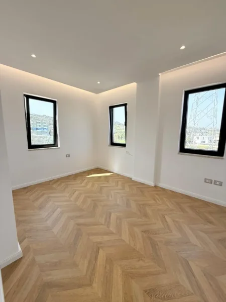 Tirane, shitet Vile 3 Katshe , 981 m² 980.000 € 