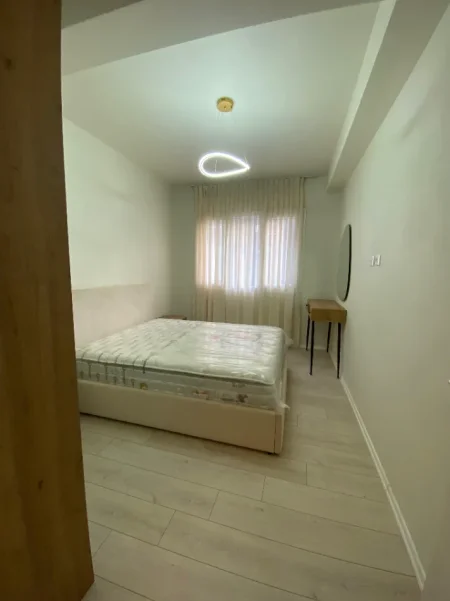 Tirane, jepet me qera apartament 1+1 Kati 2, 80 m² 650 € (RIVER RESIDENCE , ASTIR)