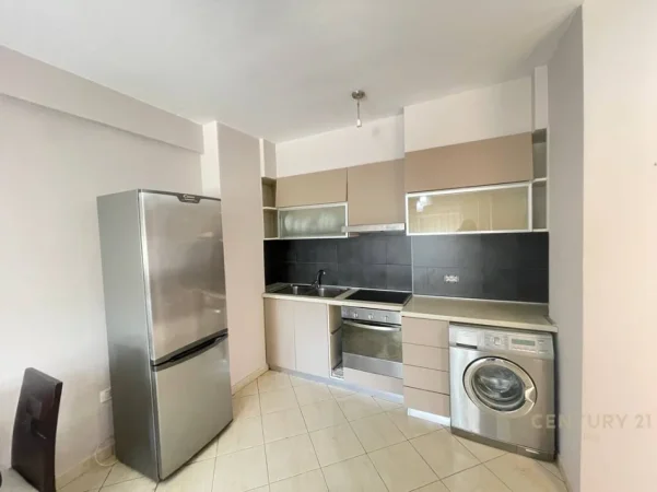 Tirane, jap me qera apartament 2+1 Kati 3, 50 m² 550 € (Report Tv)
