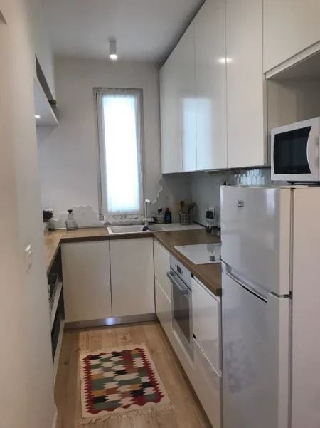 Tirane, shitet apartament 1+1+Ballkon Kati 4, 60 m² 195.000 € (QENDER)