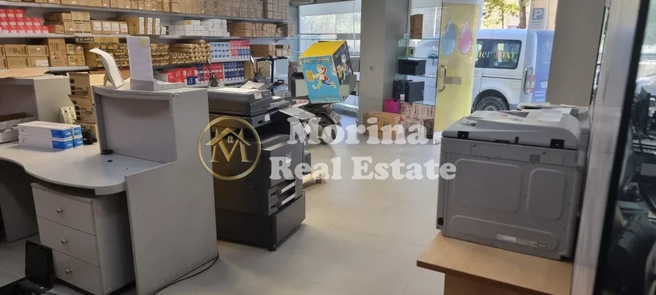Tirane, shitet ambjent biznesi Kati 1, 600 m² 750.000 € (Kodra e Diellit)