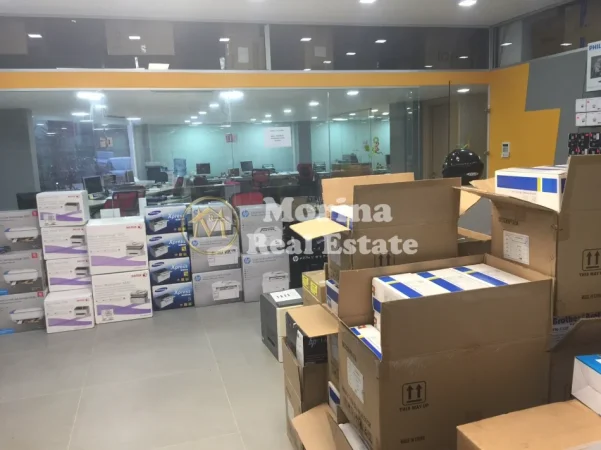 Tirane, shitet ambjent biznesi Kati 1, 600 m² 750.000 € (Kodra e Diellit)