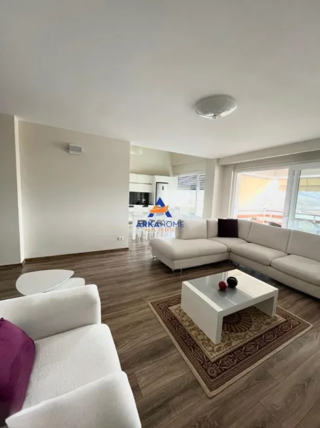 Tirane, jepet me qera apartament 2+1+Ballkon Kati 2, 130 m² 1.500 € 