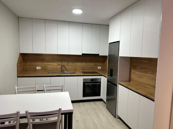 Tirane, jepet me qera apartament 2+1 Kati 7, 90 m² 700 € (ASTIR, REZIDENCA FUTURE HOME)