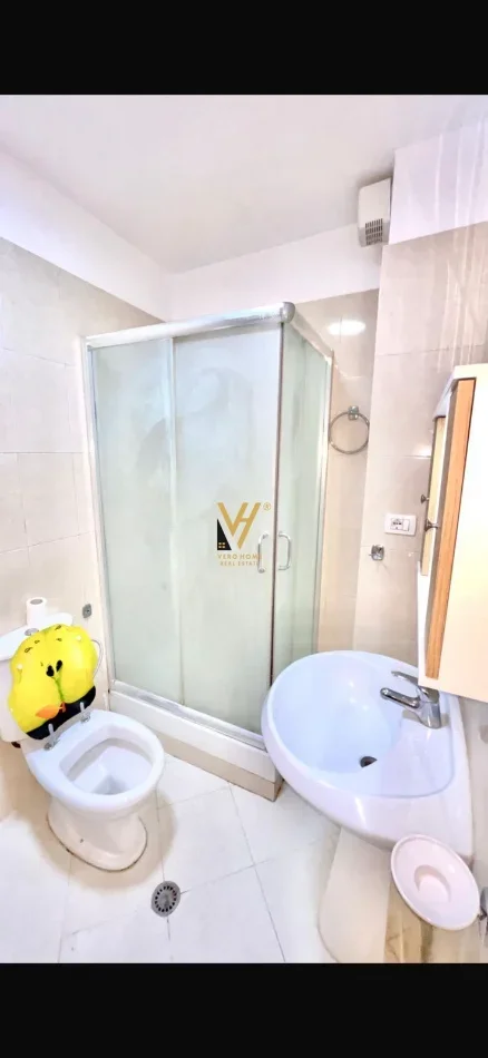 Tirane, jepet me qera apartament 2+1+Ballkon Kati 3, 90 m² 490 € (ASTIR)