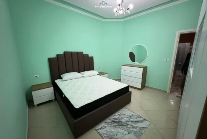 Tirane, jepet me qera apartament 1+1+Ballkon Kati 2, 70 m² 620 € (selvia)