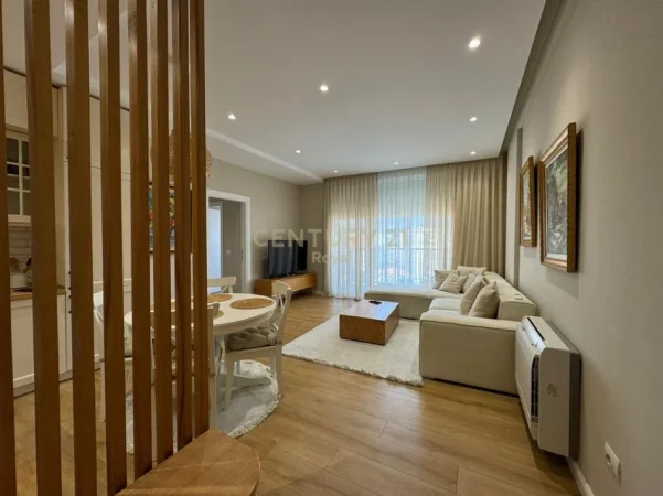 jepet me qera apartament 2+1 , 1.200 €