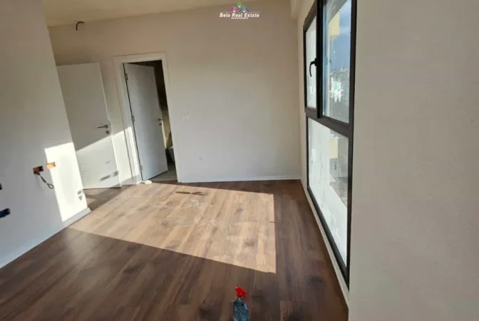 Tirane, shes apartament 2+1 Kati 2, 97 m² 160.800 € (xhanfize keko)