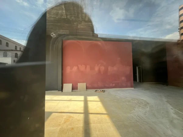 Tirane, jepet me qera dyqan Kati 0, 100 m² 1.400 € (River Residence)