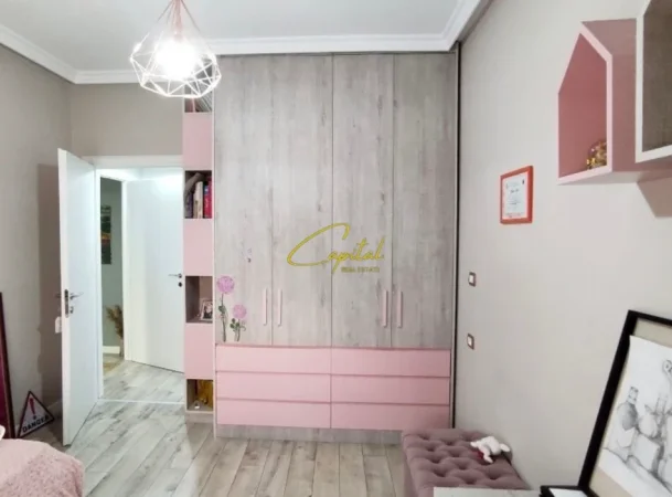 Tirane, jepet me qera apartament 2+1 Kati 1, 99 m² 600 € (KOPSHTI BOTANIK)