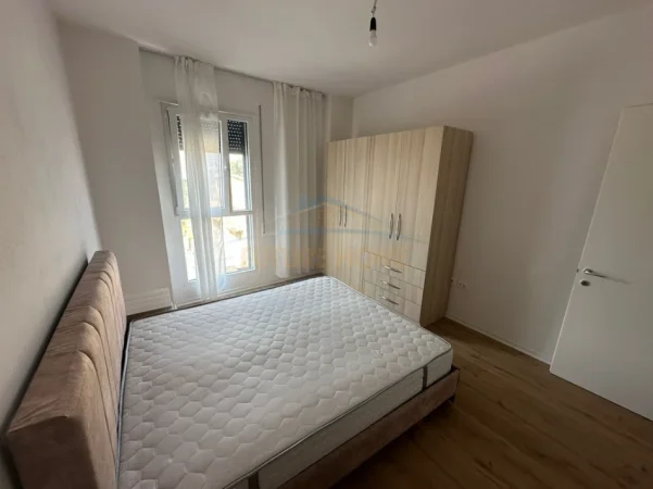 Tirane, jepet me qera apartament 2+1+2 Kati 2, 100 m² 625 € (Trio Tower , DON BOSKO)