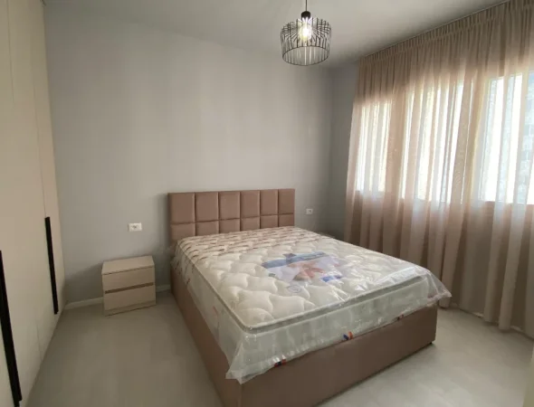 Tirane, jepet me qera apartament 2+1 , 100 m² 750 € 