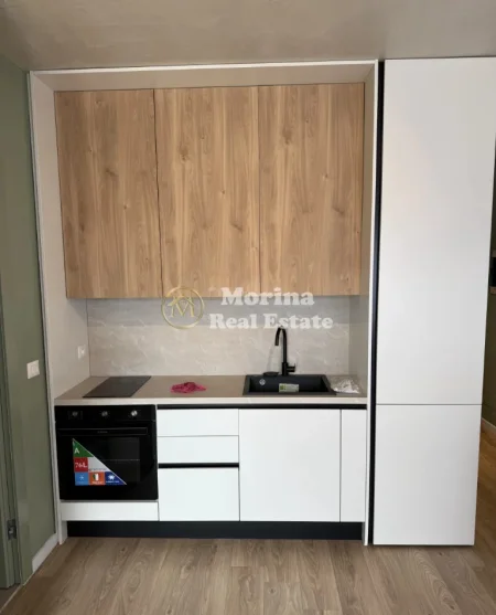 Tirane, jepet me qera apartament 1+1 Kati 7, 50 m² 500 € (Astir)