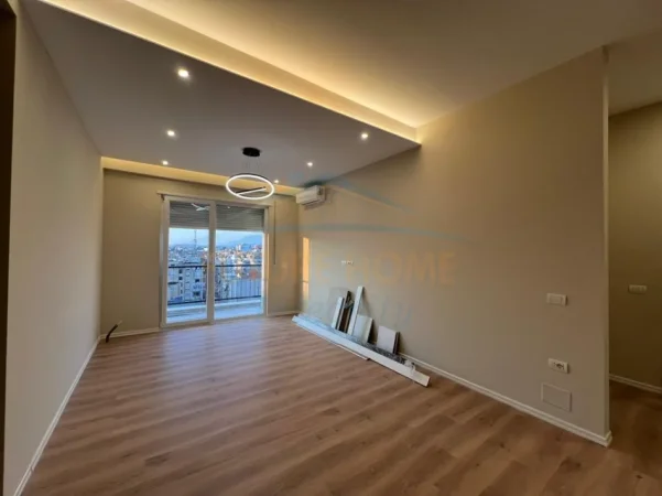 Tirane, jepet me qera apartament 1+1 Kati 6, 63 m² 500 € (Brryli,)