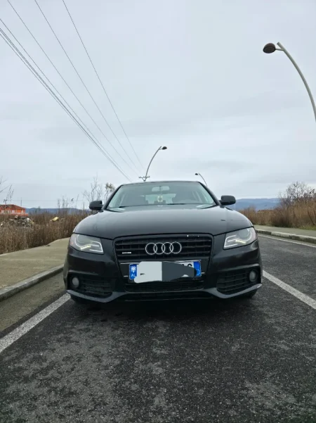 Tirane, shitet makine Super Okazion Audi A4 2010 2.0 Benzin/Gaz Benzin+Gaz, e zeze manuale Kondicioner 270.000 km 4.200 €